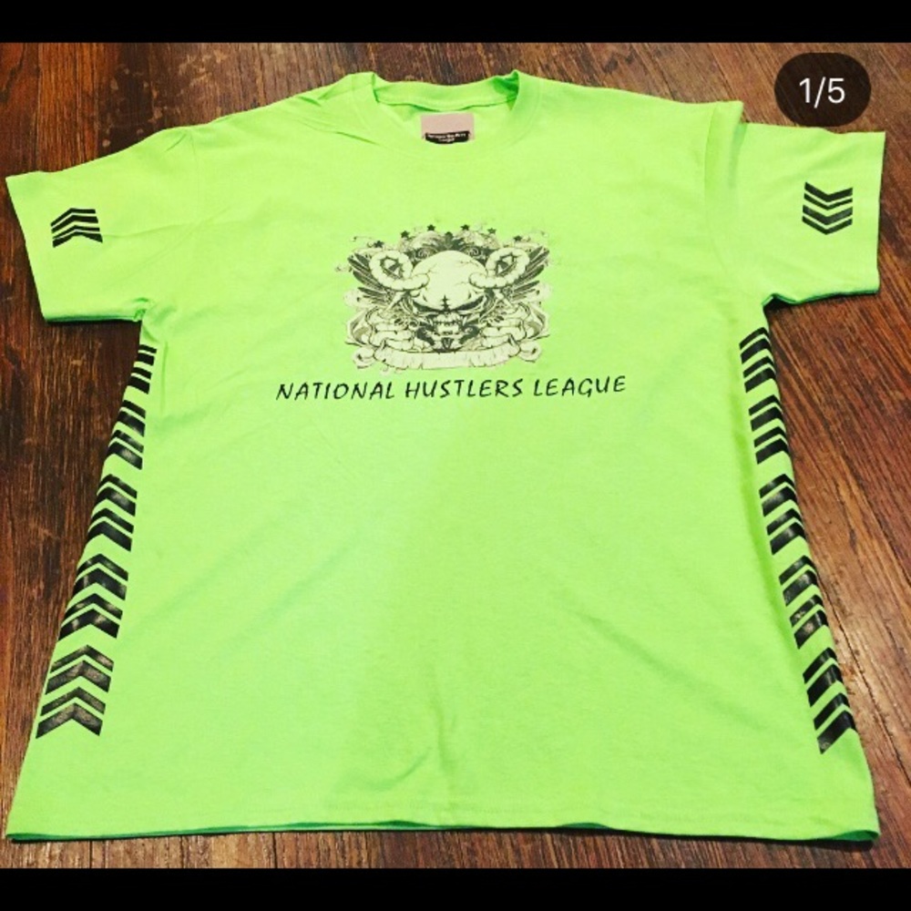 Apparel - Picture 4 of 5